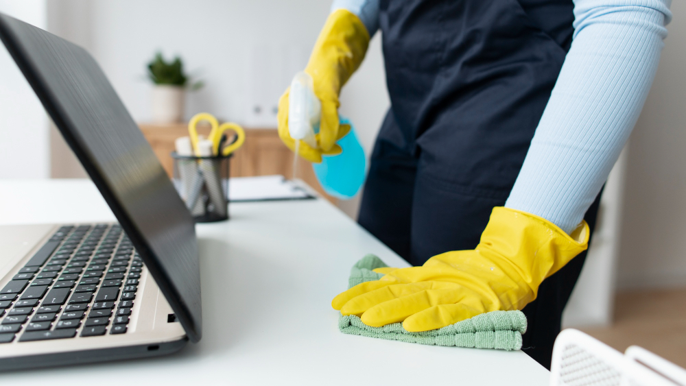 Entreprise de nettoyage : 3 bonnes raisons de recourir à un logiciel dédié aux métiers de la propreté
